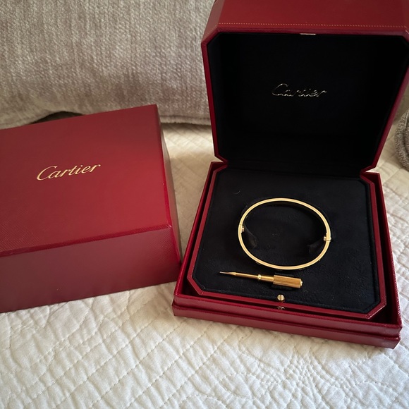 Cartier LOVE Bracelet | 18k Yellow Gold - Picture 6 of 11
